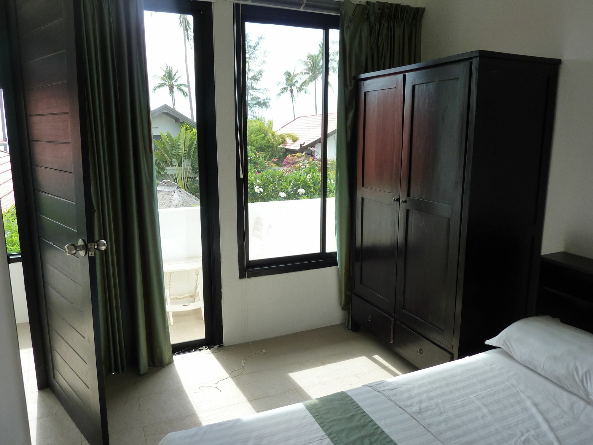 Sai Naam Lanta - Apartments & Townhouses Koh Lanta Exterior photo